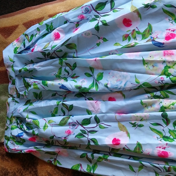 NWOT floral maxi skirt - Picture 5 of 7